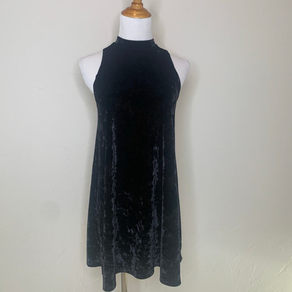 Black Crushed Velvet Swing High Neck Dress Sz Medium